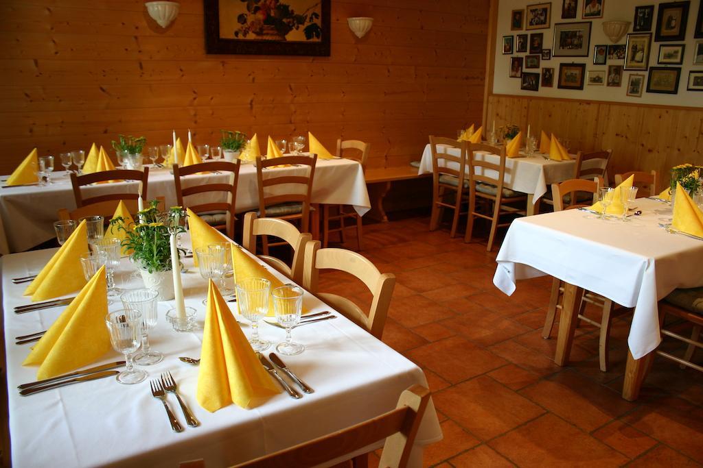 Beim Huber In Linden Hotel Exterior photo